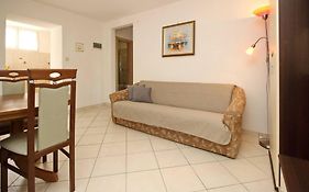 Apartments Radosna